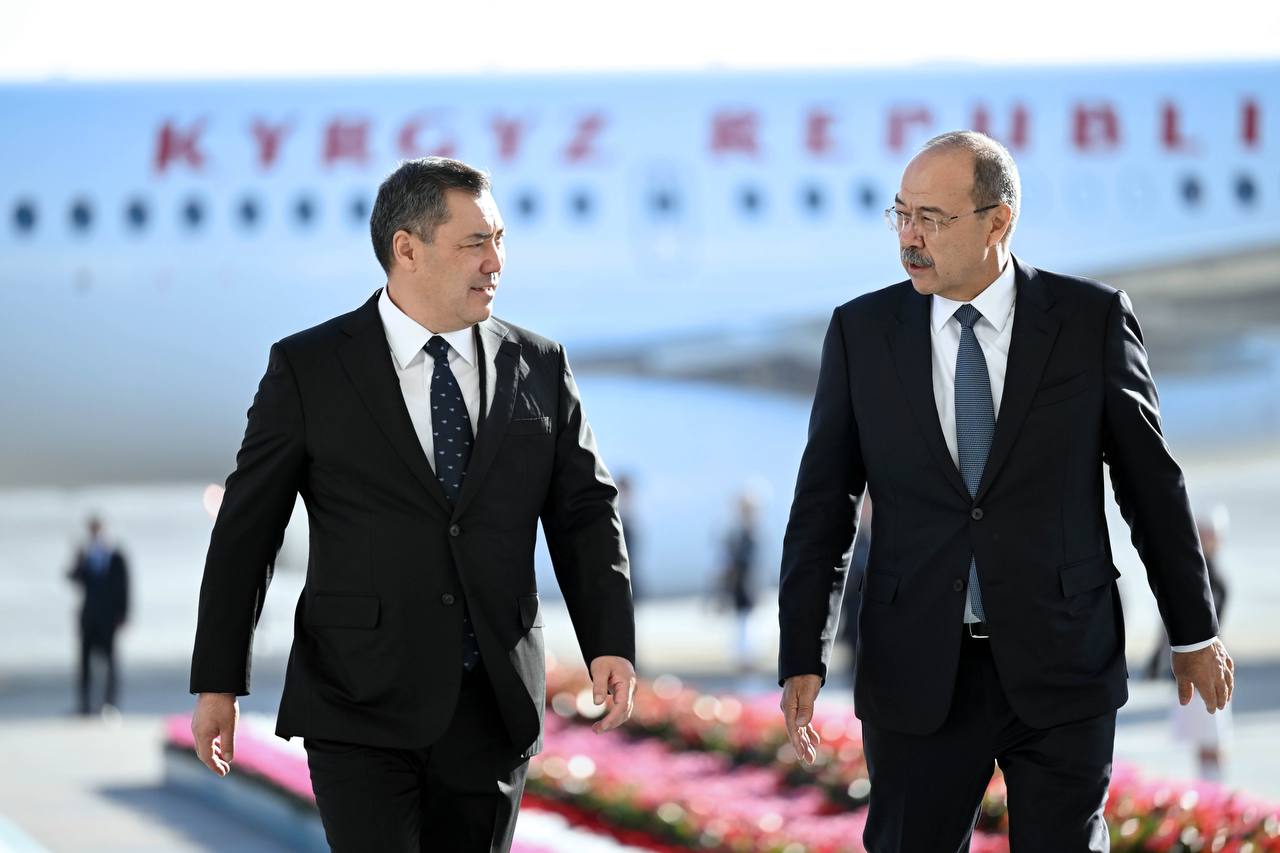 Садыр Жапаров иш сапары менен Өзбекстанга барды