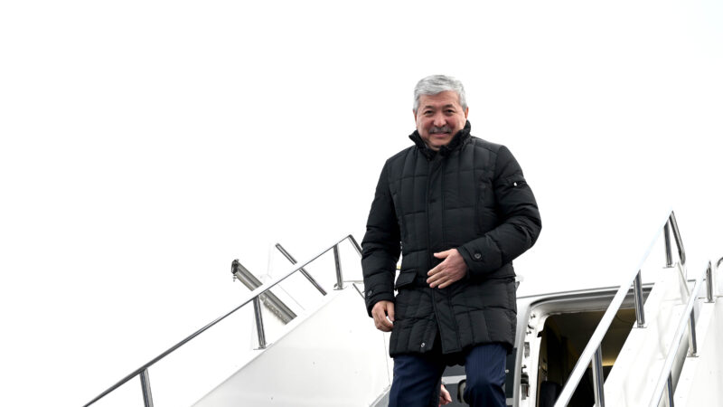 Адылбек Касымалиев Казакстанга жумуш сапары менен барды