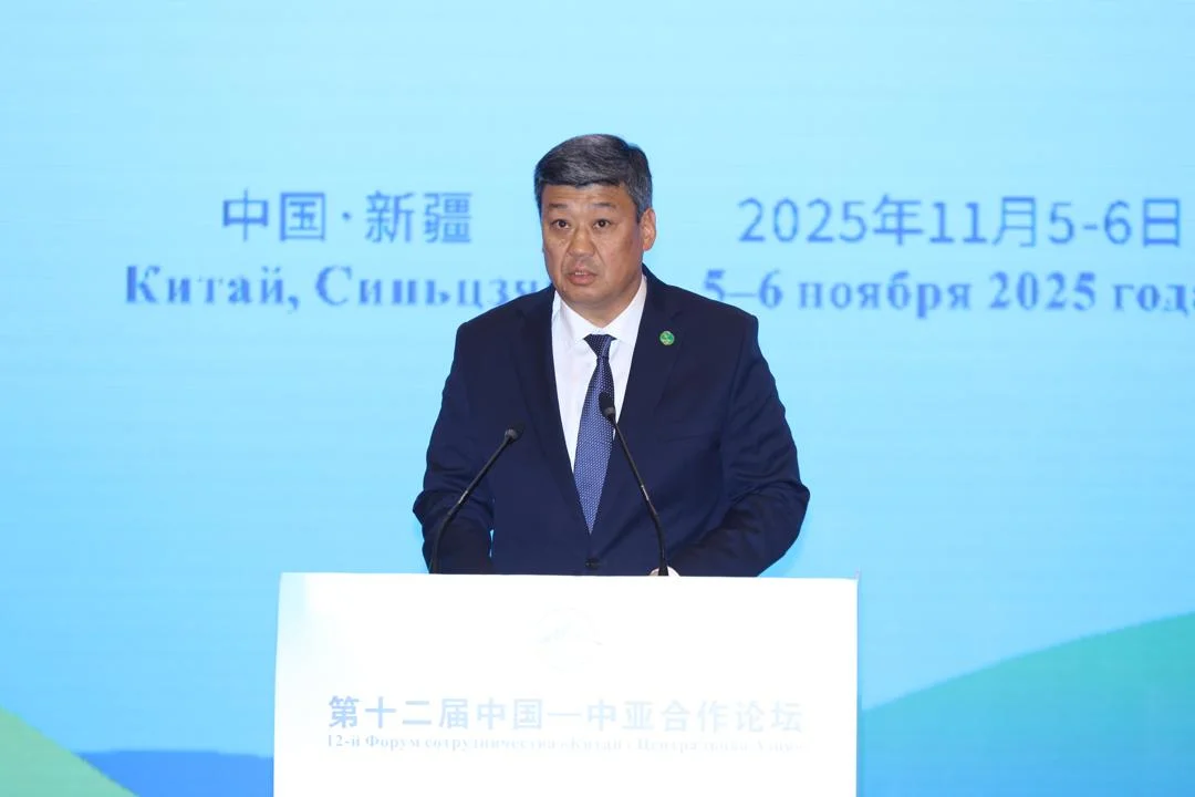 Бакыт Төрөбаев Кытайда “Борбор Азия – Кытай” 12-кызматташтык форумуна катышты