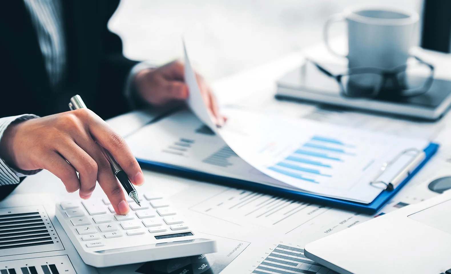 Мамлекеттик салык кызматы ЖК депутаттыгына талапкерлерге “салык нормаларын” эскертти