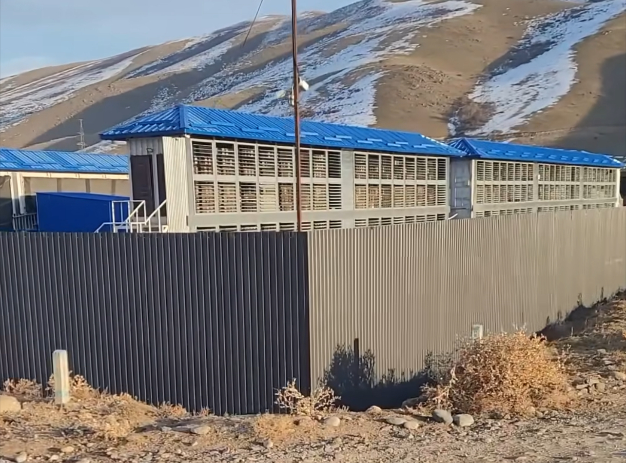 Садыр Жапаровдун тапшырмасы менен майнинг фермалар ишин токтотту