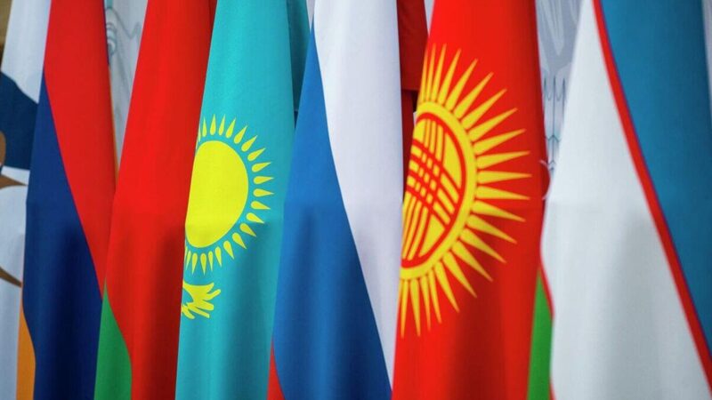 Кыргызстандын тышкы соода жүгүртүүсү 9 айда 11,3 миллиард долларды түздү