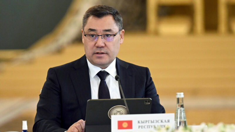 Жапаров Россиянын Канттагы базасы Борбор Азиядагы коопсуздукту камсыздоодо негизги фактор экенин айтты