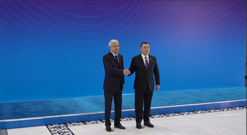 Саммитке катышуу үчүн уюмга мүчө өлкөлөрдүн президенттери “Ынтымак ордого” чогулду