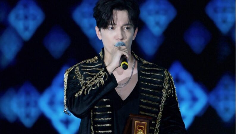 Димаш Кудайберген «Горизонттун өңүтү” аттуу долбоорго катышат