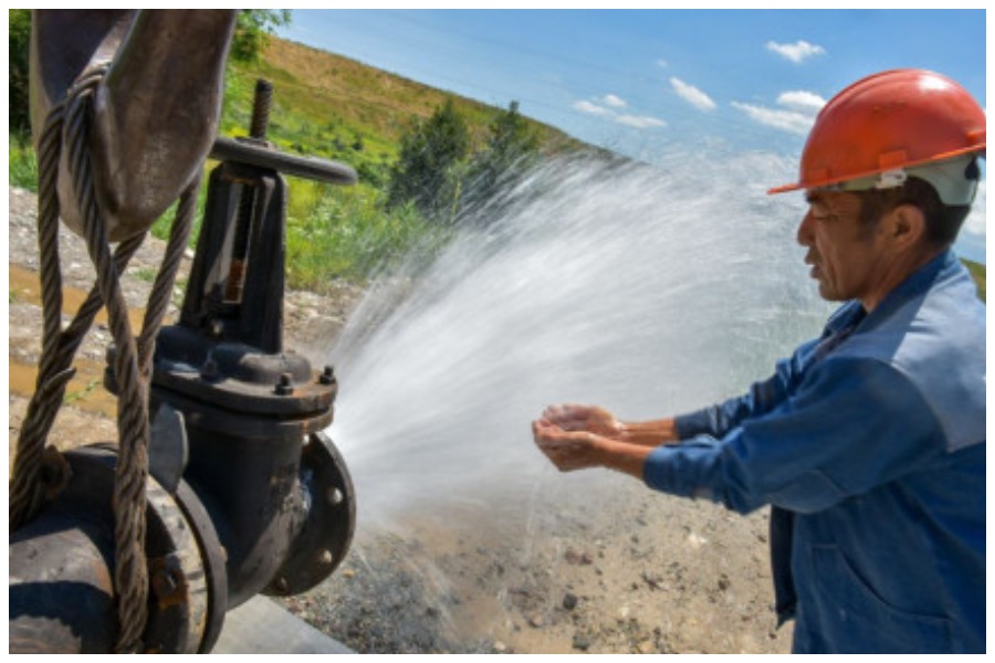 Бишкектин бир бөлүгүндө ичүүчү суу токтотулду