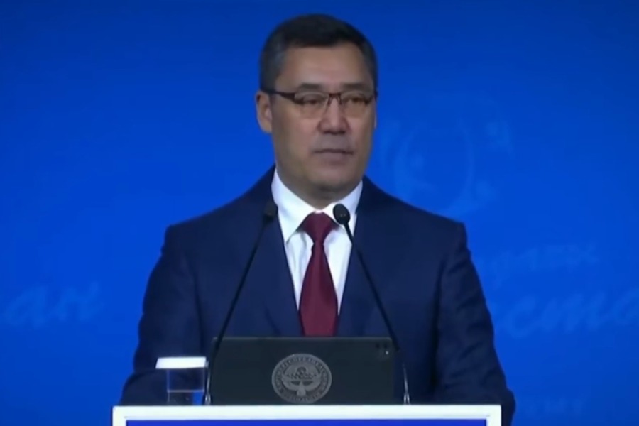 Жапаров: “Менин эң башкы милдетим – уул-кыздарыбыз улутубуздун намысын бийик көтөргөн өлкөнү куруу!”