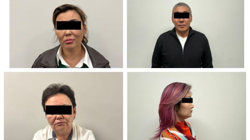 “Кызмат”мекемесинин кызматкерлери жана эки ортомчу кармалды