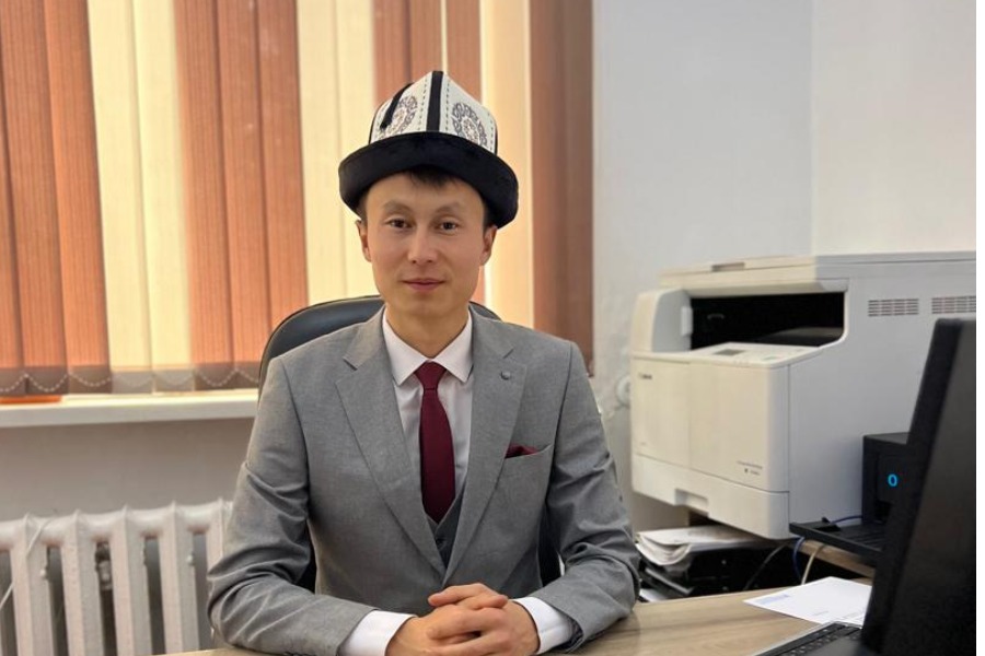 Жумгал райондук архитектура башкармалыгынын башчысы алмашты