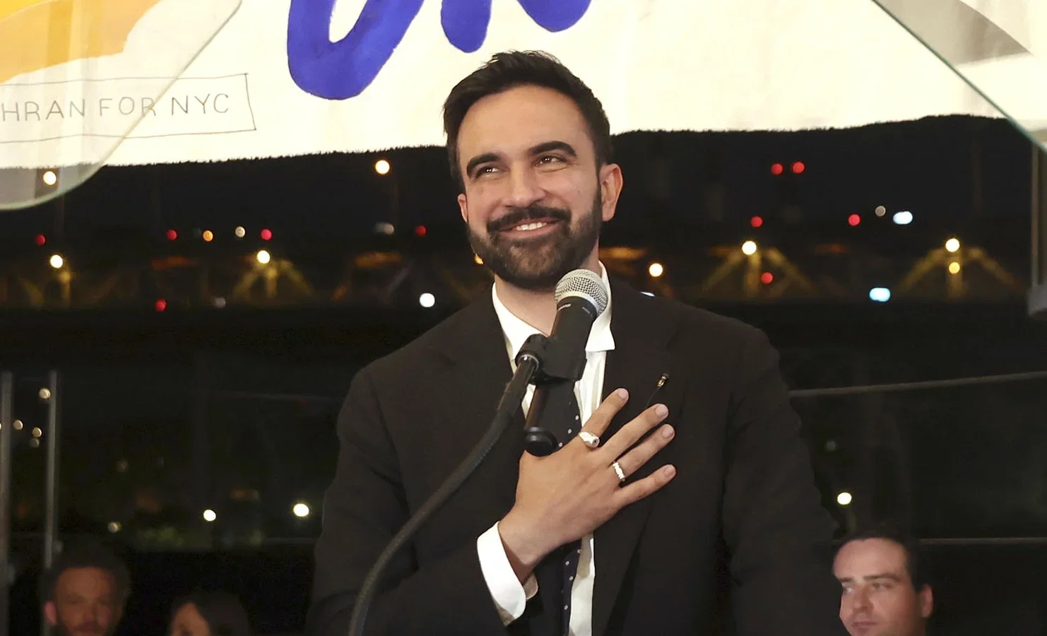 Иммигрант Зохран Мамдани шайлоодо жеңишке жетти