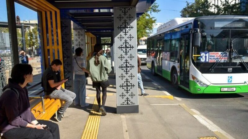 Автобуста жол кире төлөбөгөндөргө айып пул салынууда