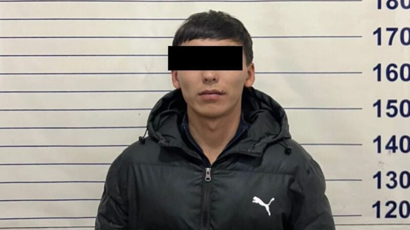 Таш менен официантты таш менен башка чапкан шектүү кармалды