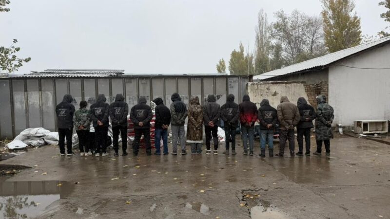 Нелегал: 12 чет элдик жаран мыйзамсыз иш орун менен камсыздалышкан