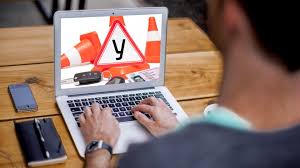 Кыргызстанда онлайн окуткан автомектептер ачылат