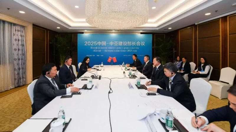 Кыргызстандын делегациясы «Кытай – Борбор Азия 2025» курулуш конференциясына катышты