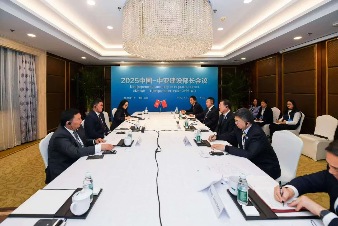 Кыргызстандын делегациясы «Кытай – Борбор Азия 2025» курулуш конференциясына катышты