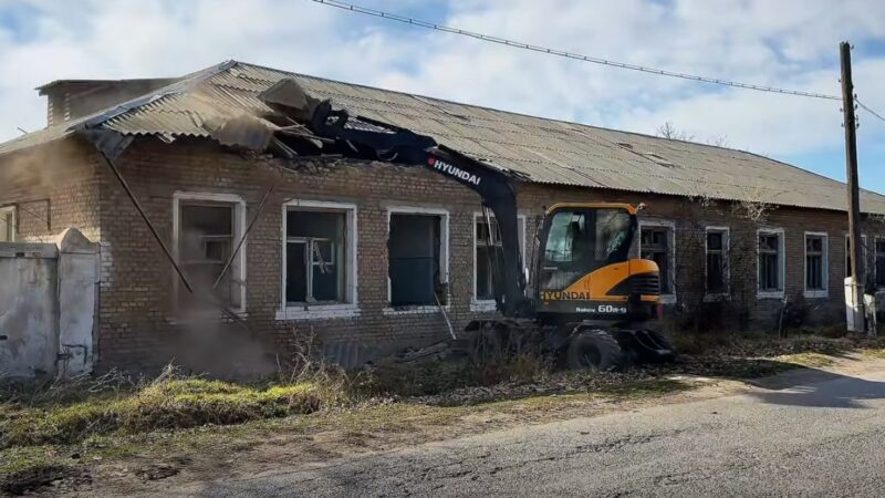 Токмокто 86 жыл мурда салынган эски оорукананын ордуна жаңы имарат курулат