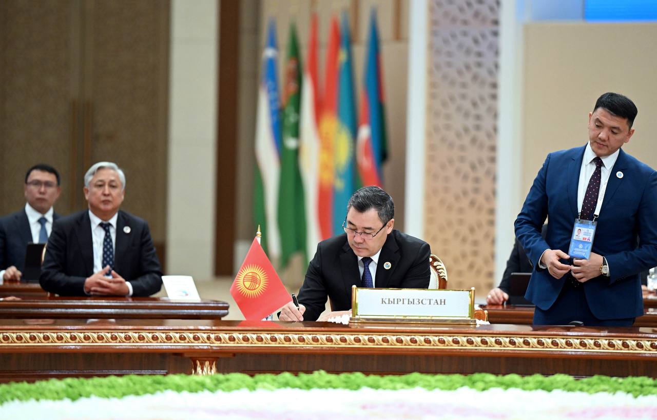 БА өлкө башчыларынын Ташкенттеги жолугушуусунун жыйынтыгында бир катар документтерге кол коюлду