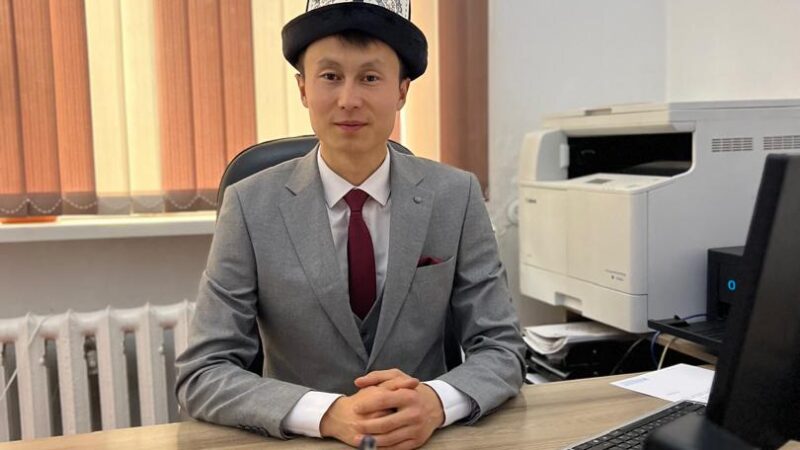 Жумгал райондук архитектура башкармалыгынын башчысы алмашты