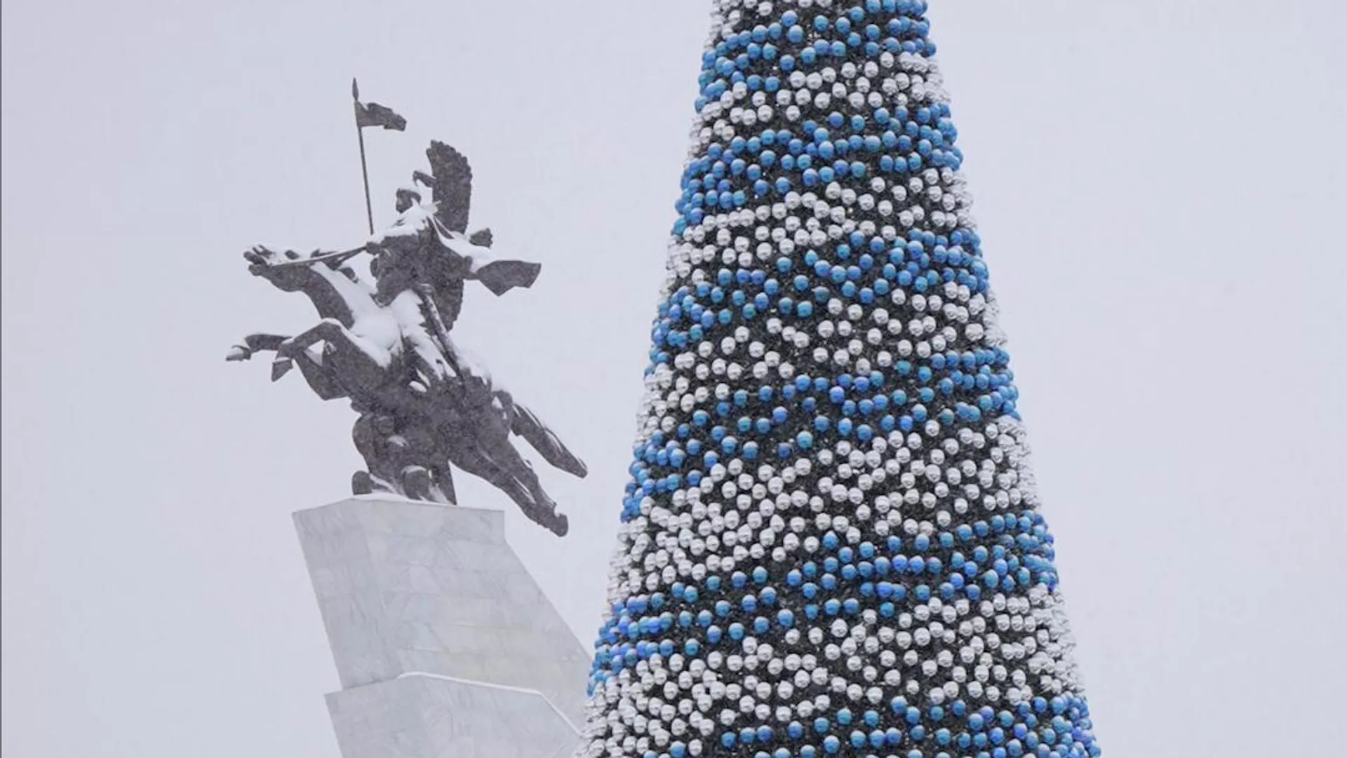 Айрым көчөлөр жабылат. Бүгүн Бишкекте башкы балатынын оту жанат