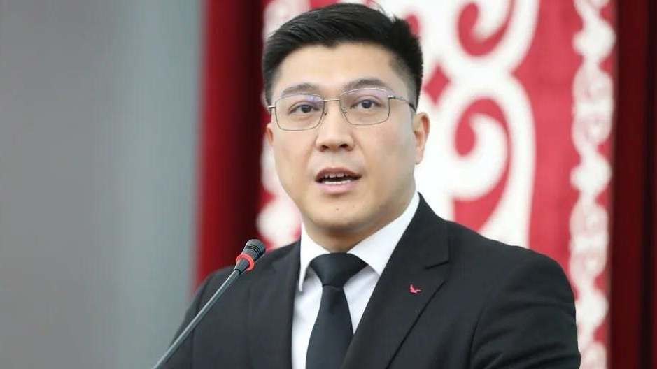 Бактияр Орозов министр кызматынан бошотулду