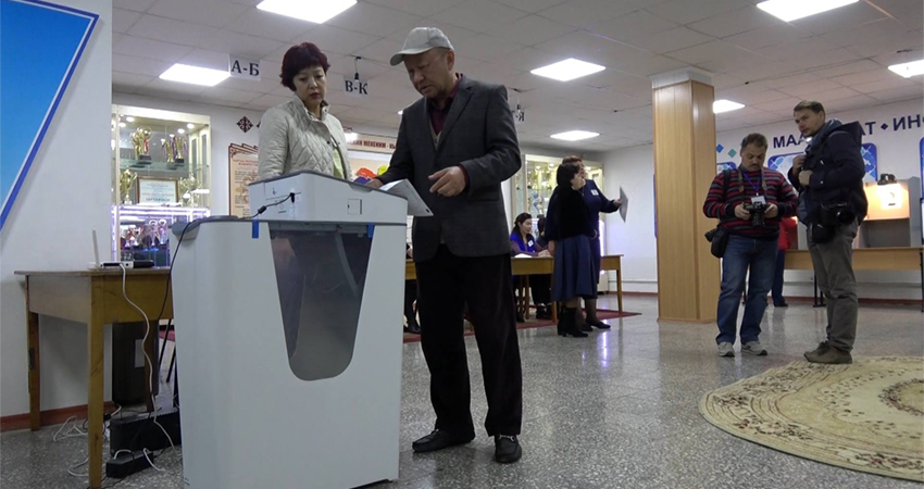 КМШдан келген байкоочулар тобу Кыргызстанда өткөн шайлоого баа берди