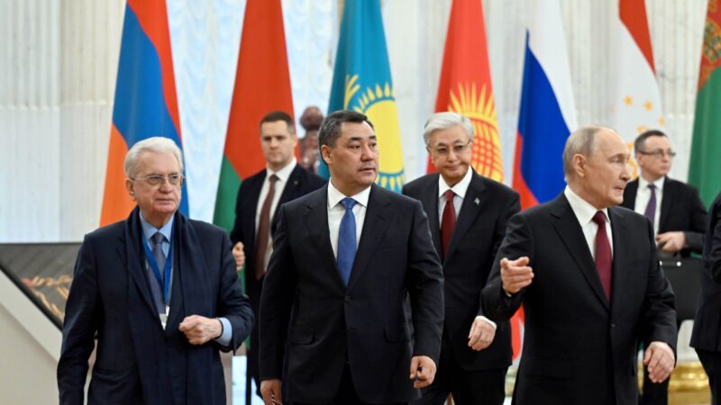 Садыр Жапаров КМШга мүчө-мамлекеттердин башчыларынын бейформал жолугушуусуна катышты 