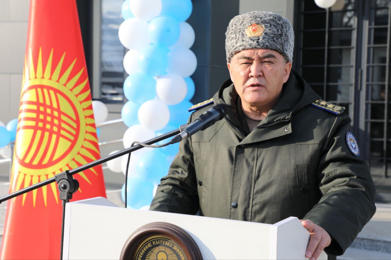 Таштиев: «Мыкаачылык менен өлтүрүлгөн Жибектин өлүмүнө укук коргоо органдарынын шалаакылыгы негиз болду»