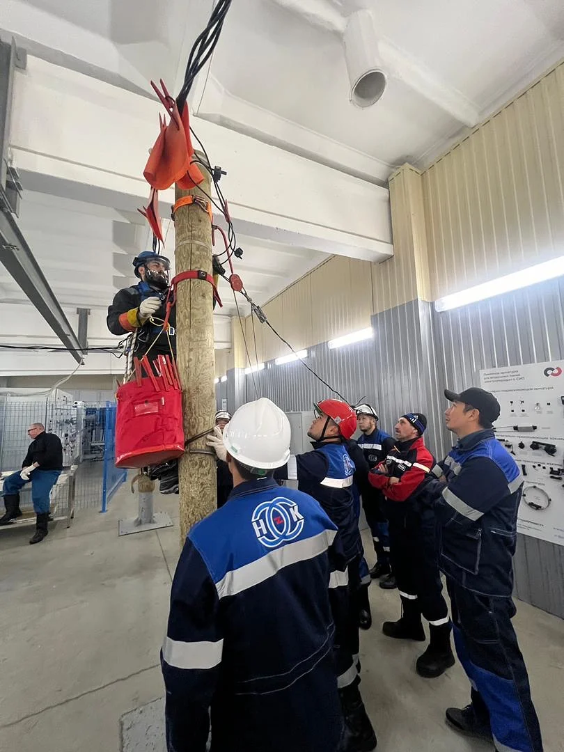 Кыргызстандык энергетиктер Татарстанда чыңалуу боюнча окуудан өтүшүүдө