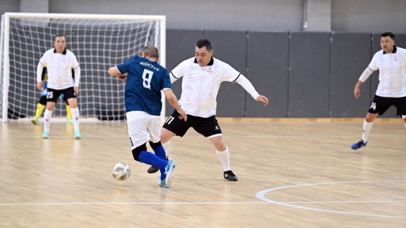 Садыр Жапаров катышкан футболдук турнир уланууда