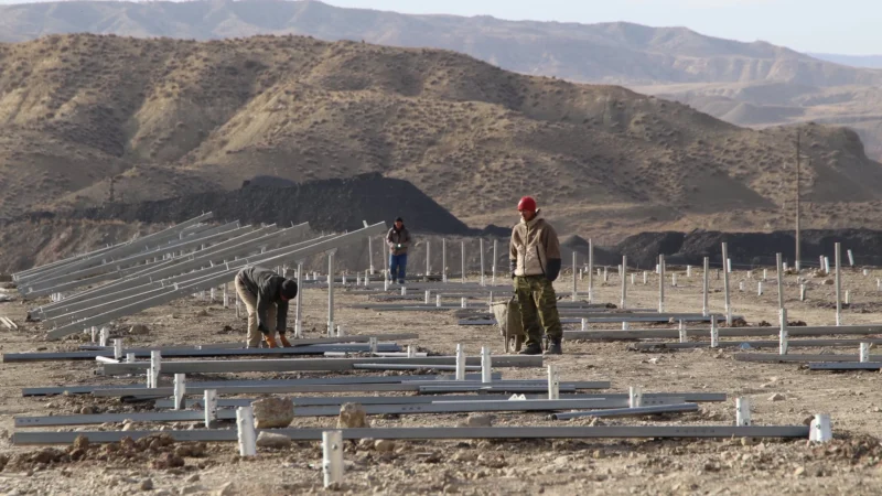 Таш-Көмүрдө 11 га жерге күн электр станциясы курулууда