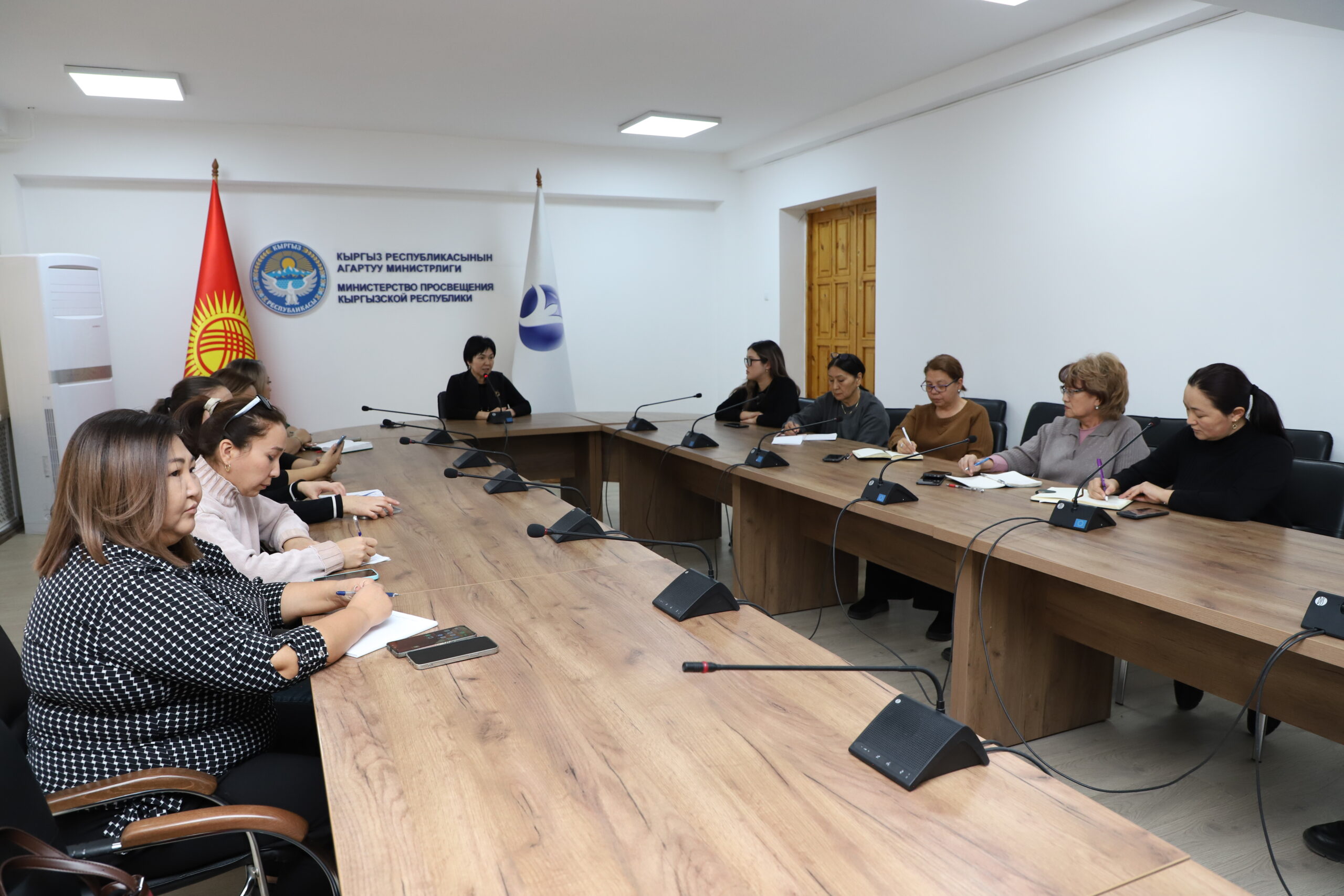 Агартуу министрлигинде жеке мектептер үчүн жаңы лицензиялык талаптар тааныштырылды