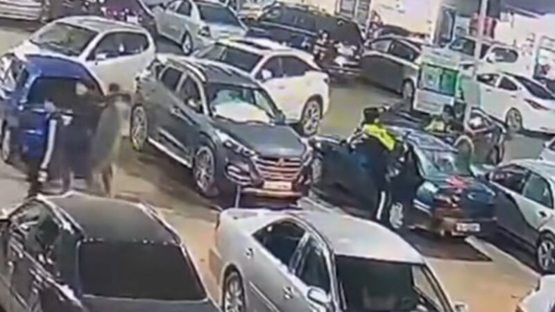 Ошто түнкү суукта машинада уктап калган 5 жашар кыз куткарылды