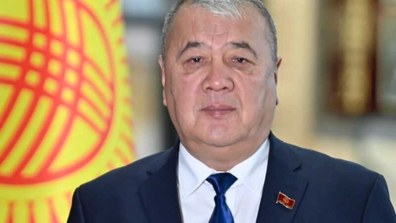Аманкан Кенжебаев президенттин Ош облусундагы өкүлү болуп дайындалды