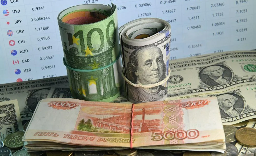 Рубль кымбаттады – 2-декабрга карата валюталар курсу
