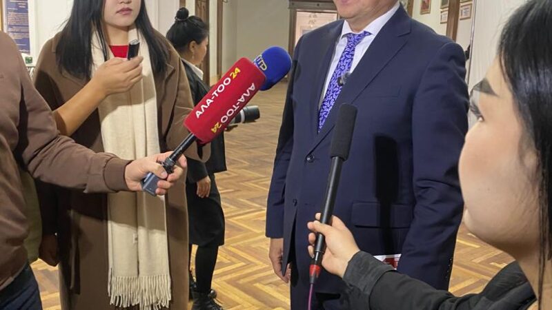 Жогорку окуу жайлардын ректорлорунун “Уңгужол улуттук идеясын ишке ашырууда жогорку билим берүүнүн ролу” аталышындагы форуму өткөрүлдү