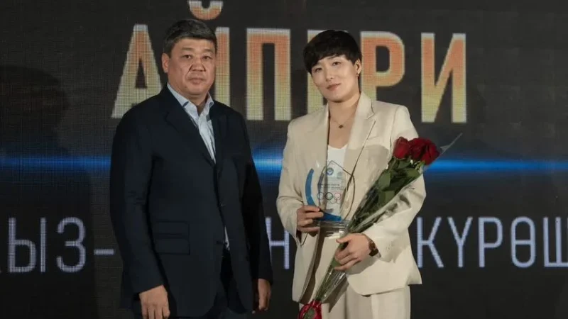 Айпери Медет кызы жылдын мыкты спортчу айымы деп табылды