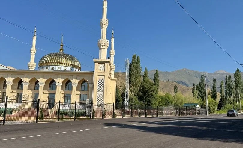 Жапаров: «Республикалык бюджетти бекитүүдө айрым эл өкүлдөрү ачык эле соодалашууга барышат»