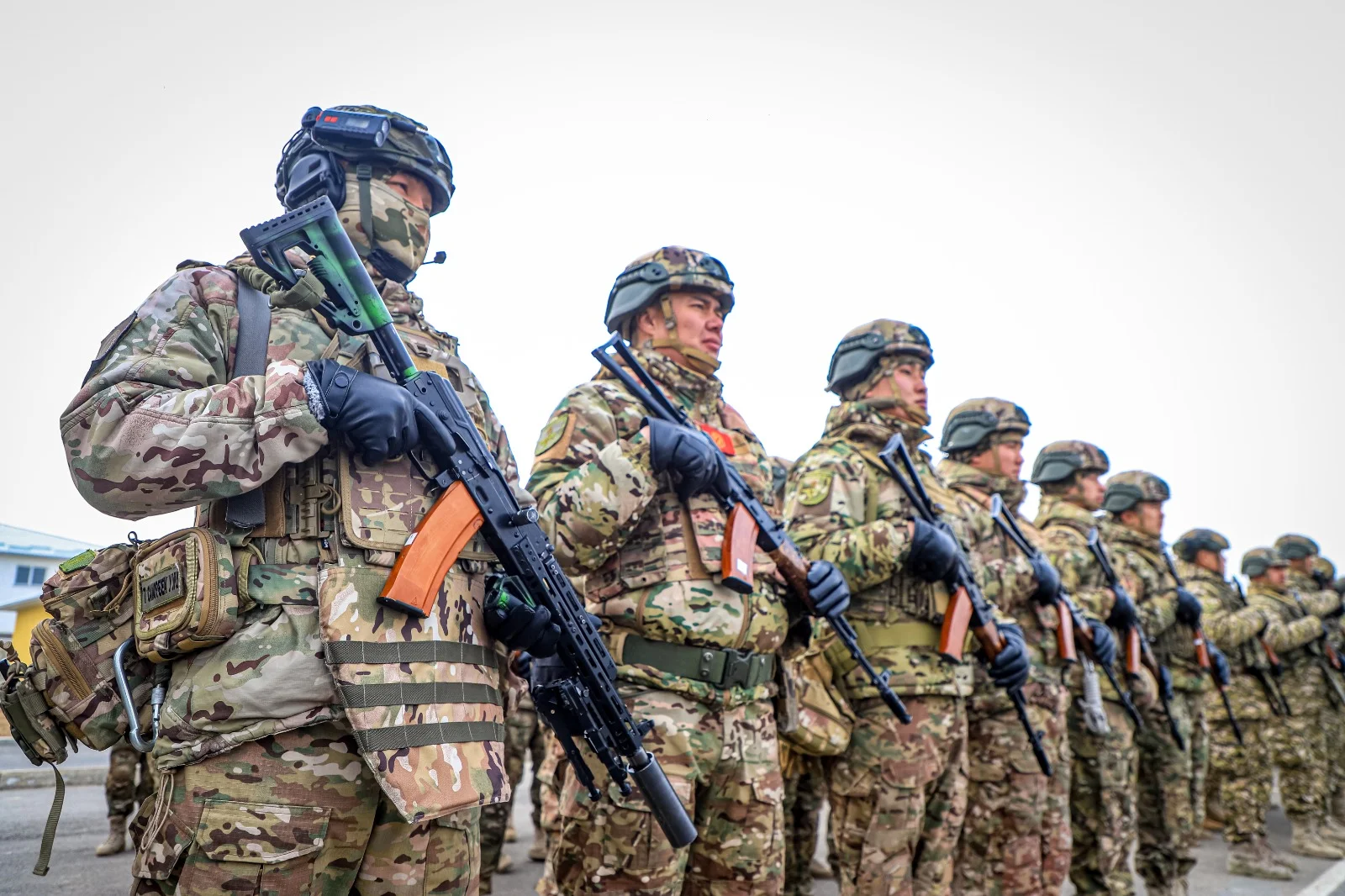 Куралдуу күчтөрдүн башкаруу органдарынын күжүрмөн даярдыгы текшерилди