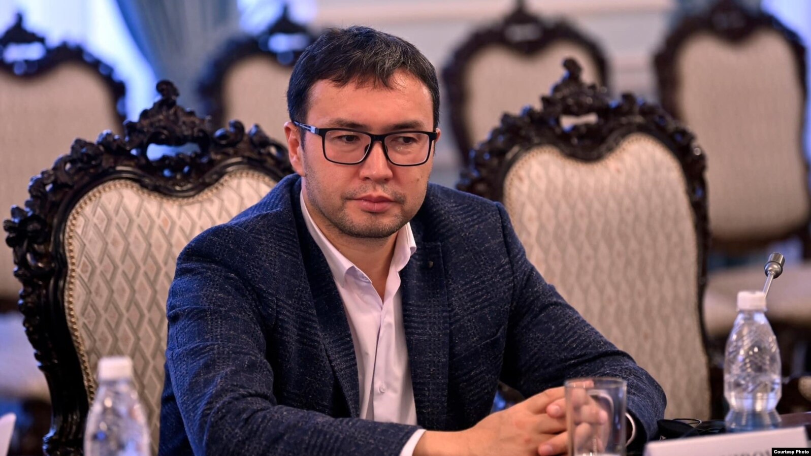 Жогорку сот Элдар Абакировдун арызын четке кагып, мурдагы чечим күчүндө калды