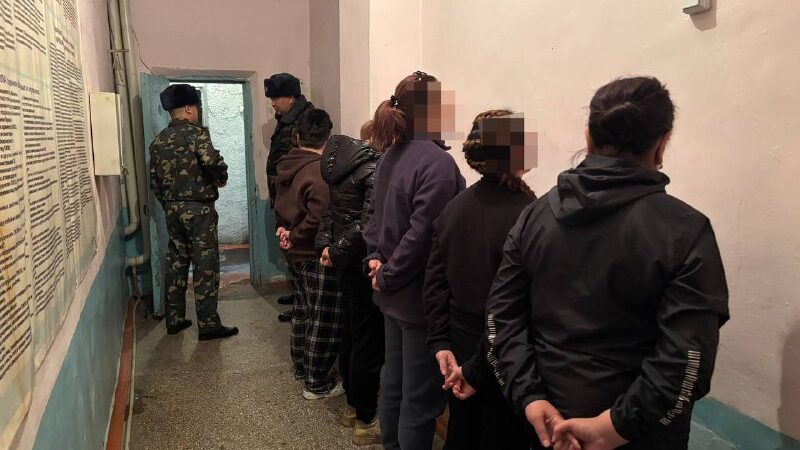 Жаза аткаруу кызматы тергөө абагындагы аялдардын дооматтарын четке какты