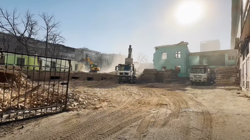 8 кабат болот. Мураталы Күрөңкеев атындагы музыкалык окуу жайды куруу иши башталды