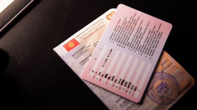 Мындан ары айдоочуларды мамлекеттин көзөмөлүндө турган авто-мектептер гана окутат