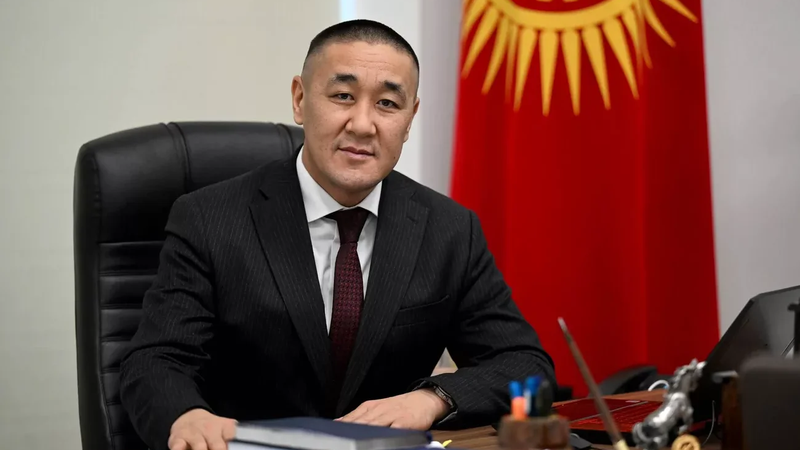 Орунбеков: Он айлык окуу. Кыска убакытта айдоочу толук билим ала албайт