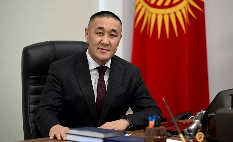 Орунбеков: Он айлык окуу. Кыска убакытта айдоочу толук билим ала албайт