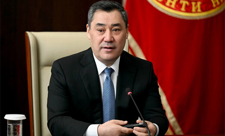 Президент Садыр Жапаровго «Салык Күзөт» жаңы тутуму тааныштырылды