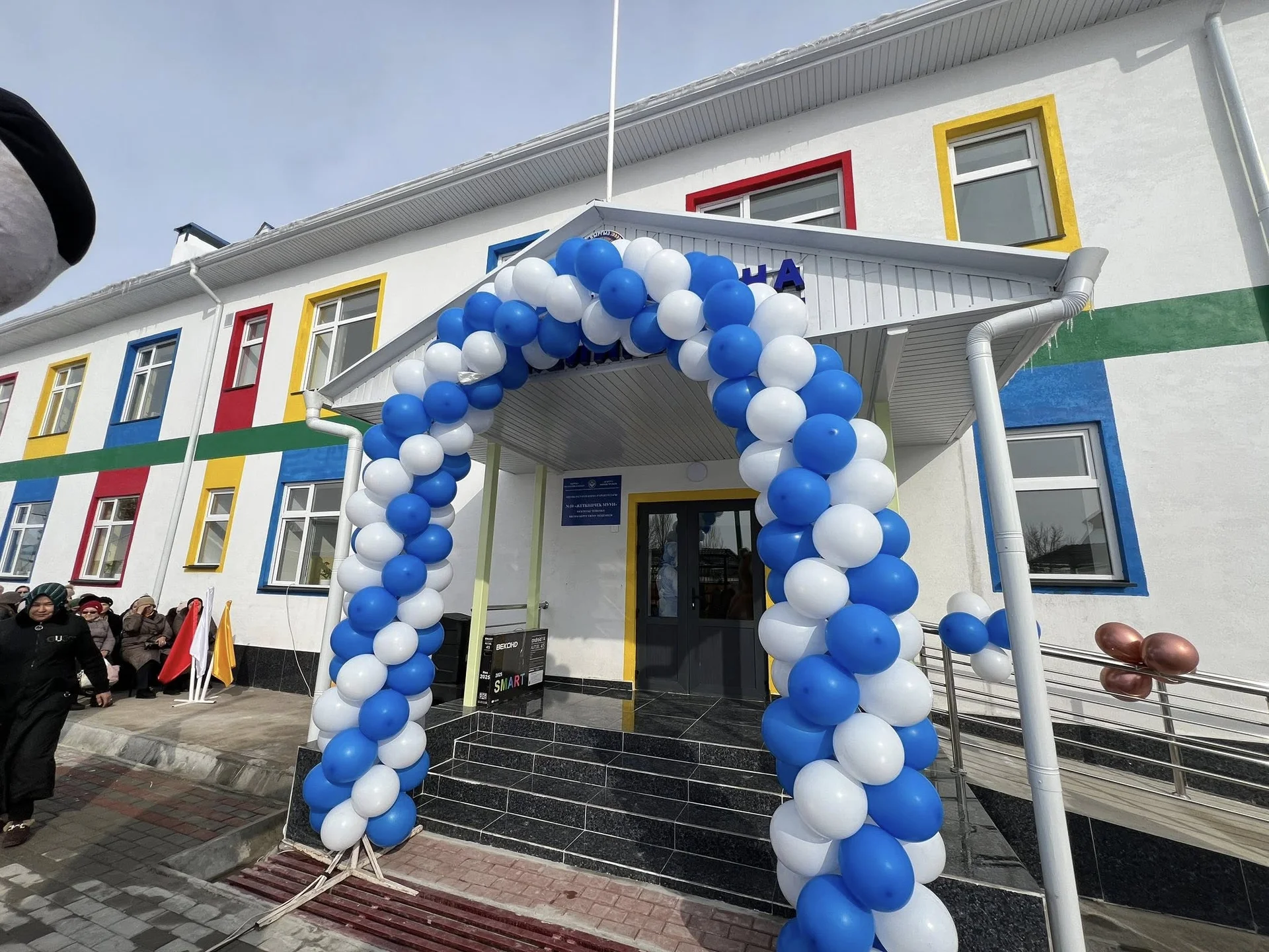 Өзгөндө 100 орундуу жаңы бала бакча ачылды