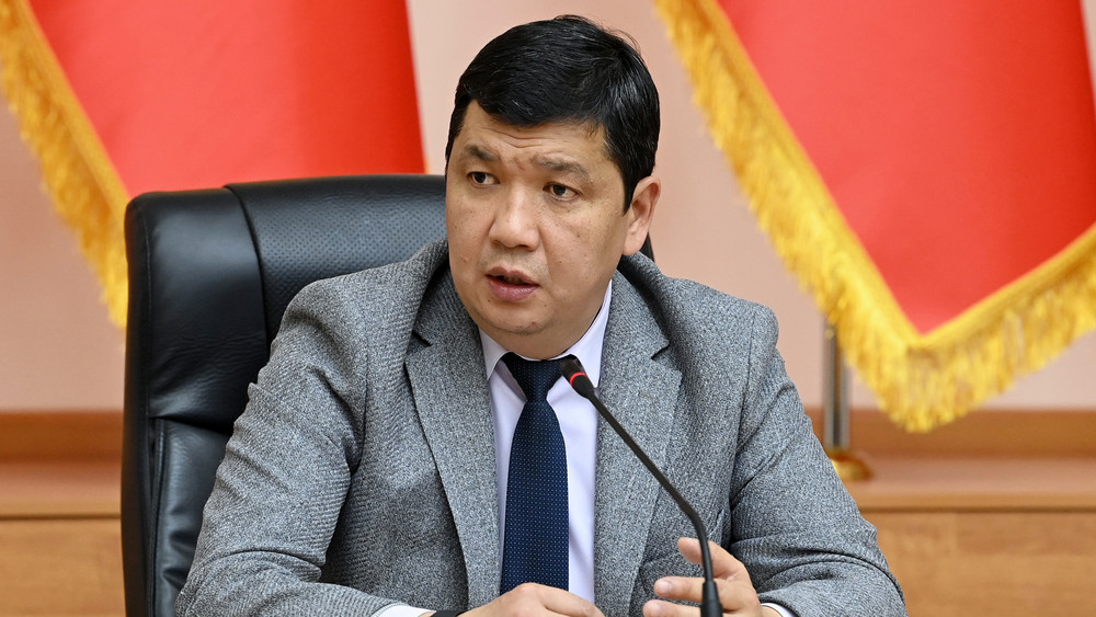 Мэр Жунушалиев: Учурда үй-бүлөм менен ипотекалык үйдө жашайбыз