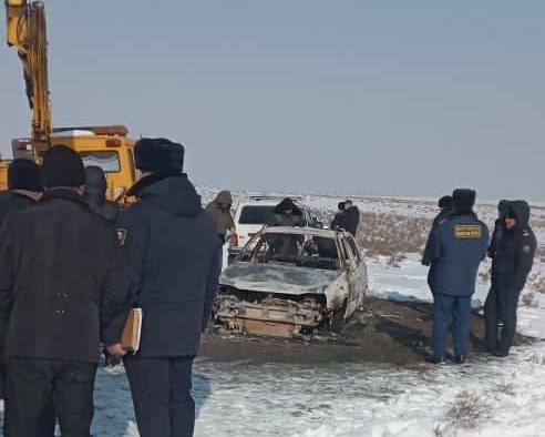 Чүйдө унаа өрттөнүп, 16 жаштагы окуучу кыз менен 26 жаштагы жигит көз жумду