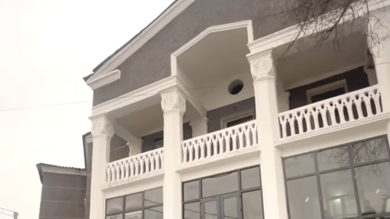 Оштогу каралбай калган “Кыргызкөмүрдүн” имараты оңдоп-түзөөдөн өткөрүлдү